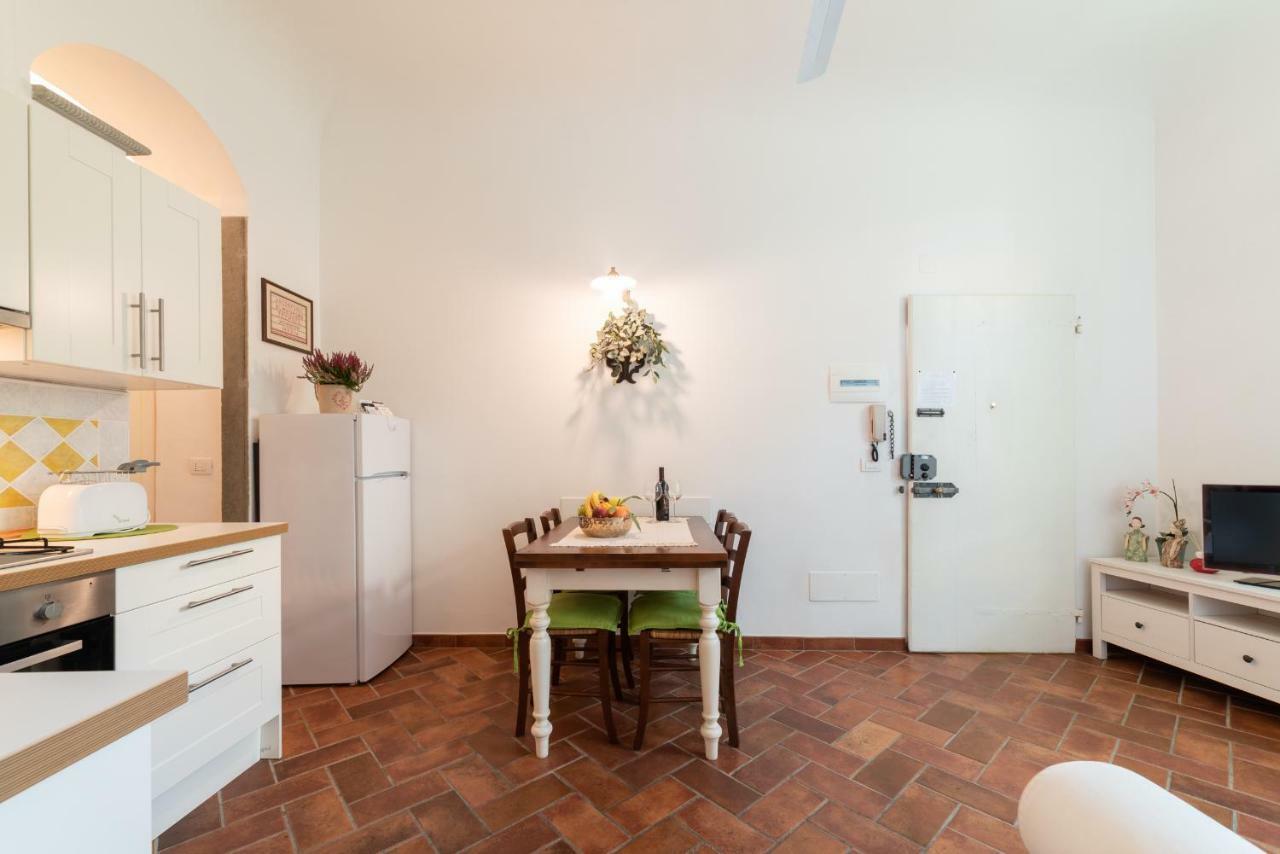 Appartement Le Rose Di Leonardo - Antica Dimora à Florence Extérieur photo